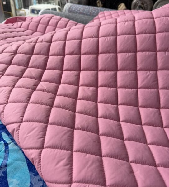 Pembe Kapitone