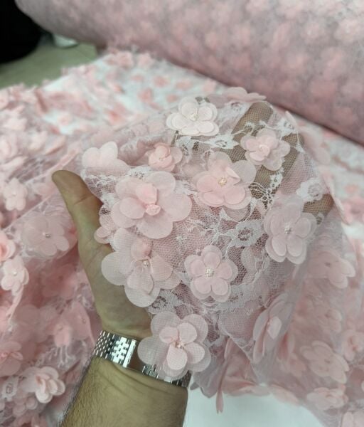 Baby Pink 3 Boyutlu Dantel
