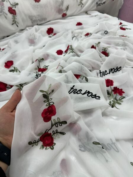 The Love Nakışlı Şifon