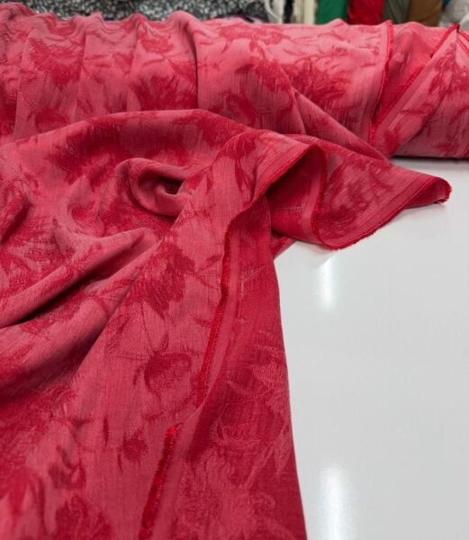 Soft Kırmızı Gül İpek