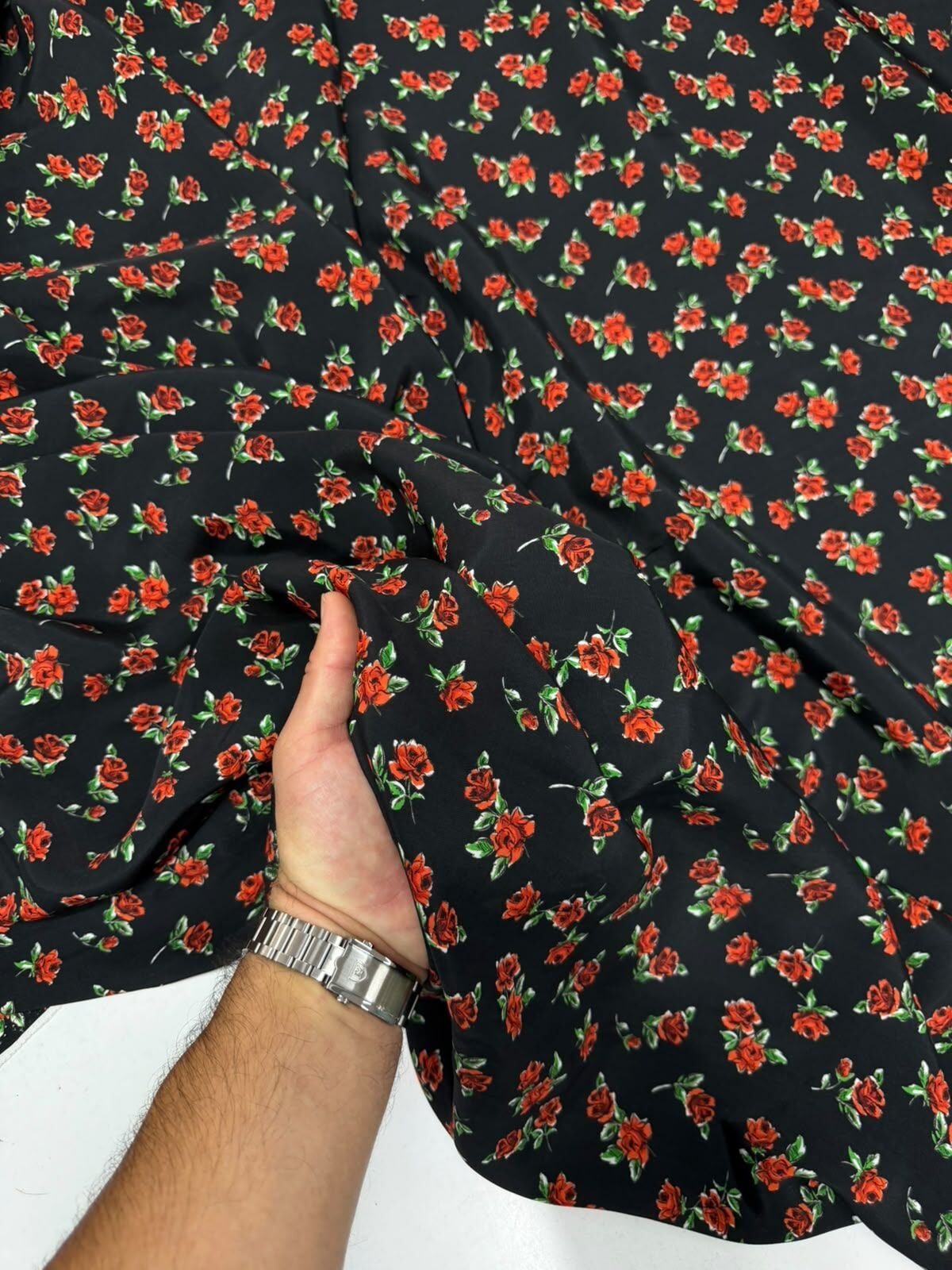 Kara Kırmızı Çiçekler (hatalı)